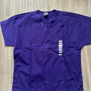 Cherokee scrub top one pocket. Size small